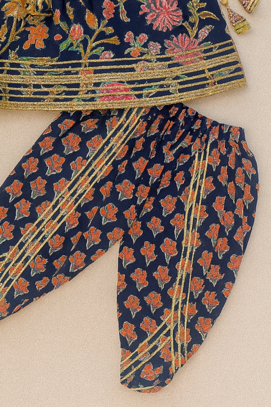 Ethnic printed twinning set with mirror lace