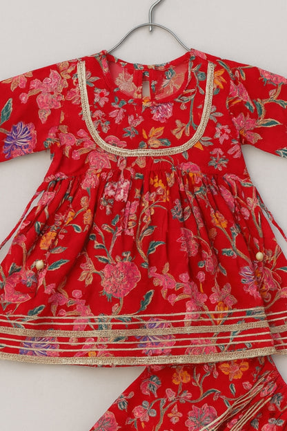 Ethnic printed twinning set with mirror lace