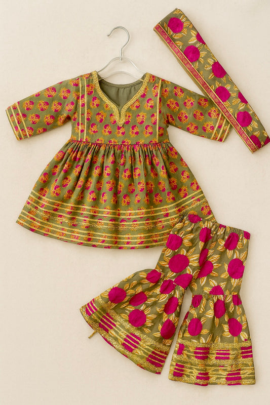 Festive Ethnic Sets with Floral Brocade Dupatta