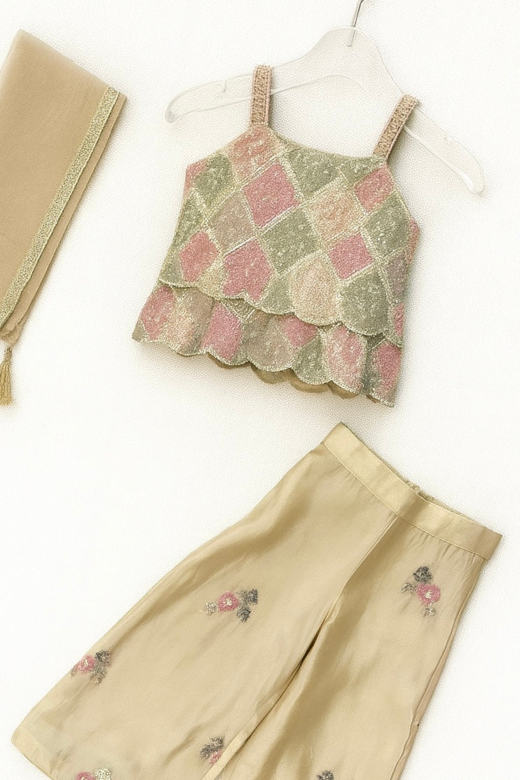 Scallop-Layered Diamond Blouse Set for Girls