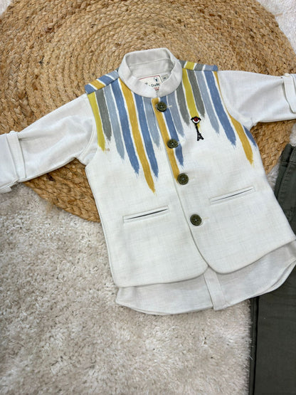 Full Sleeves Party Suit With Waist Coat & Trouser  - White