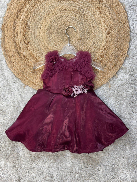 Net Sleeveless Party Frock With Bow Corsage - Maroon