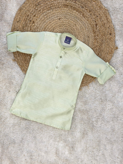 Full Sleeves Solid Color Kurta Pyjama Set with Waistcoat Argyle Print
