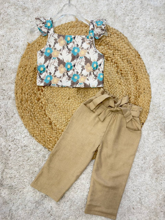 Floral Crop Top with Belted Beige Culottes